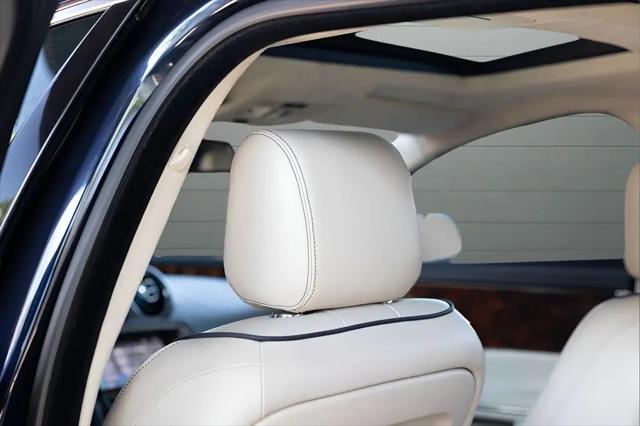 2012 Jaguar XJ XJL Portfolio