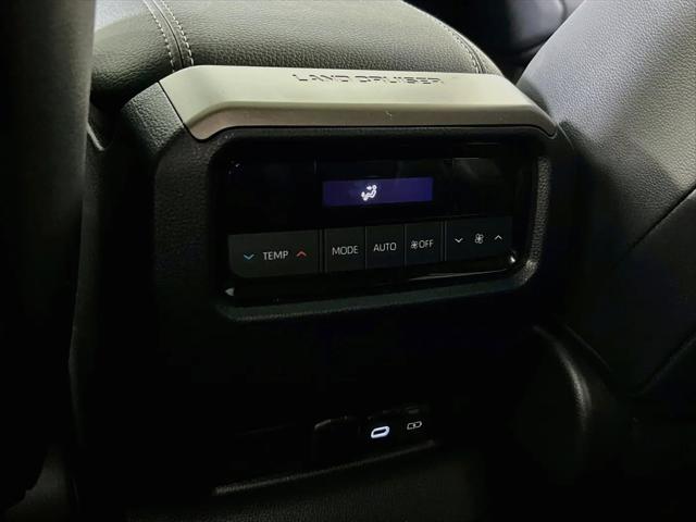 2025 Toyota Land Cruiser Base