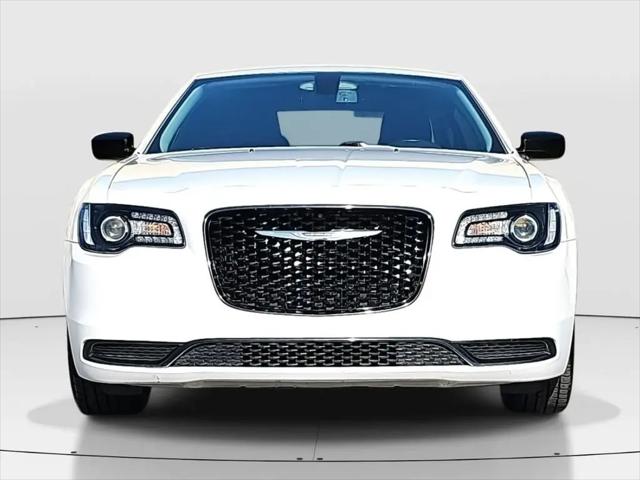 2019 Chrysler 300 Touring
