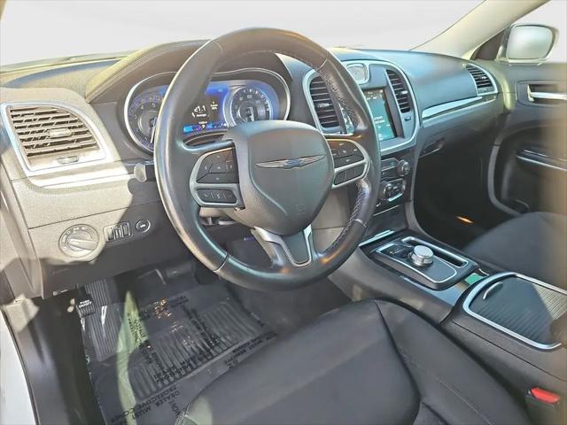2019 Chrysler 300 Touring