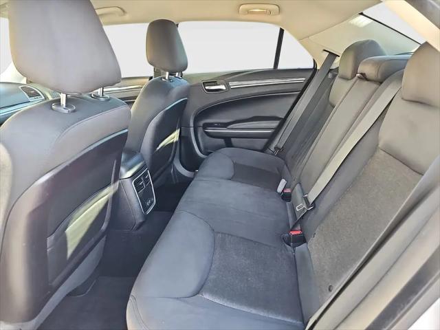 2019 Chrysler 300 Touring