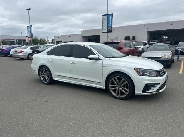 2017 Volkswagen Passat 1.8T R-Line