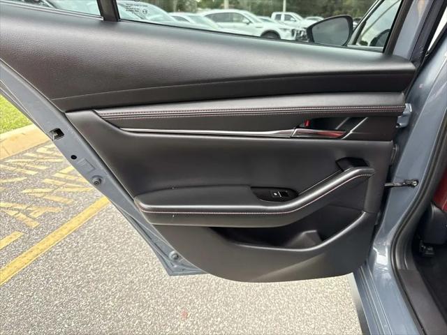 2022 Mazda Mazda3 Carbon Edition
