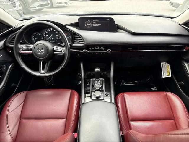2022 Mazda Mazda3 Carbon Edition