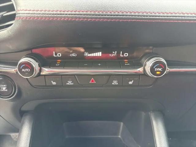 2022 Mazda Mazda3 Carbon Edition