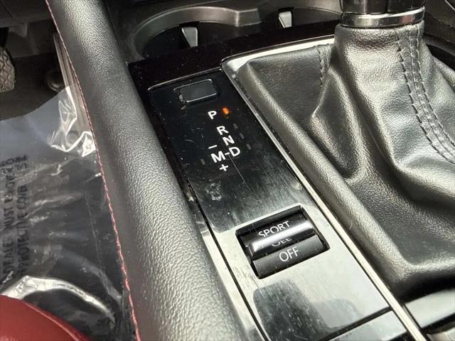 2022 Mazda Mazda3 Carbon Edition