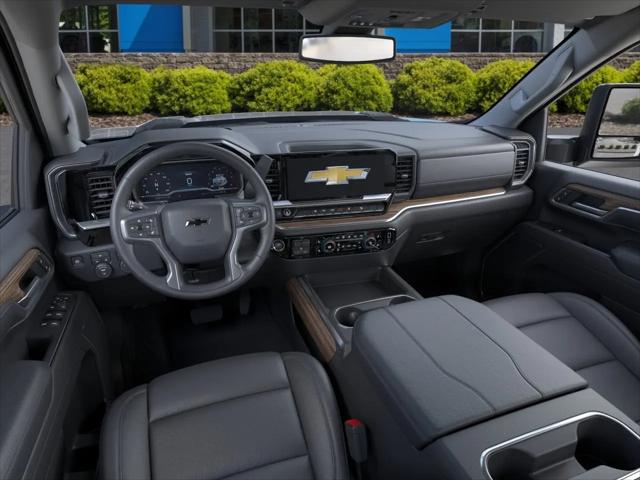 2026 Chevrolet Silverado 2500HD Crew Cab, Standard Bed, LT, 4WD