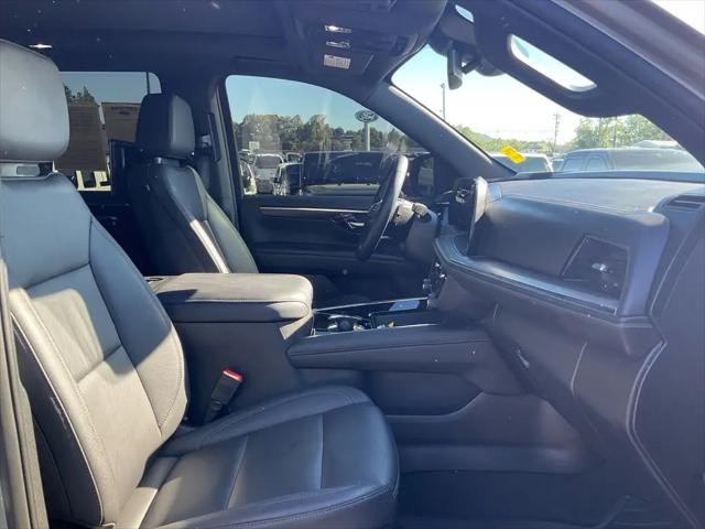2025 Chevrolet Tahoe 4WD Z71
