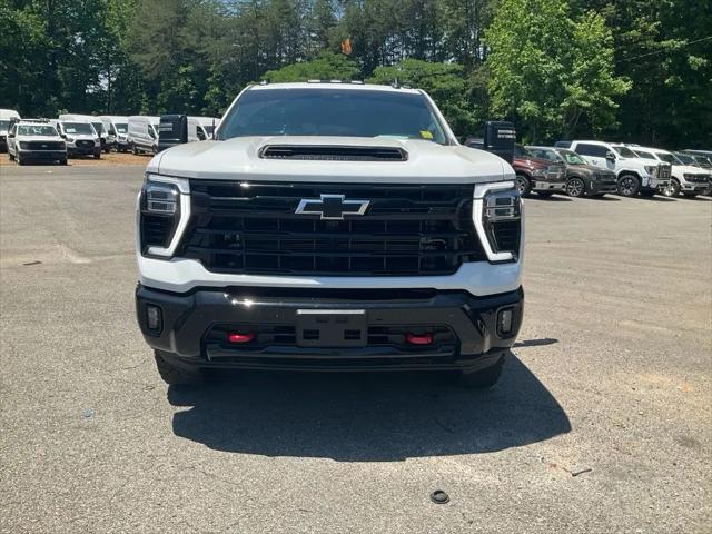 2025 Chevrolet Silverado 2500HD 4WD Crew Cab Standard Bed LT