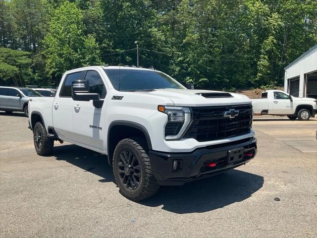 2025 Chevrolet Silverado 2500HD 4WD Crew Cab Standard Bed LT