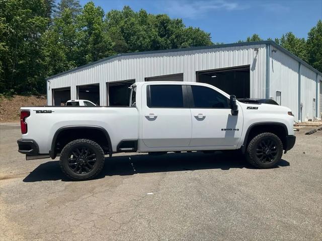 2025 Chevrolet Silverado 2500HD 4WD Crew Cab Standard Bed LT