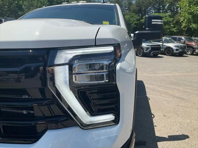 2025 Chevrolet Silverado 2500HD 4WD Crew Cab Standard Bed LT