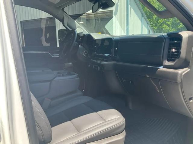 2025 Chevrolet Silverado 2500HD 4WD Crew Cab Standard Bed LT