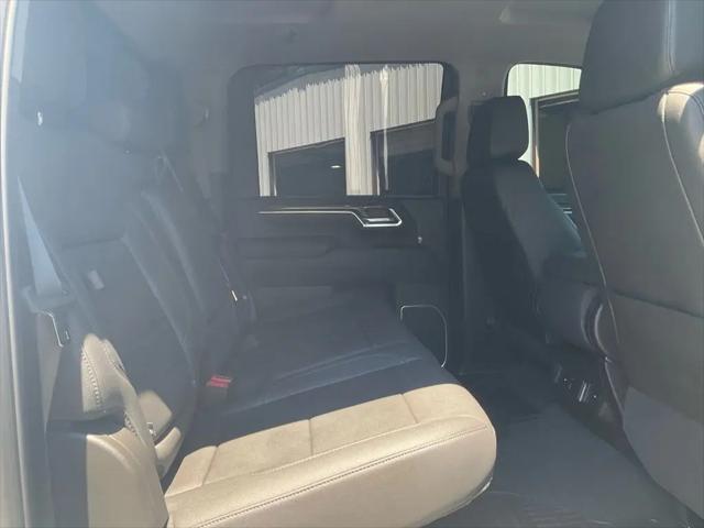2025 Chevrolet Silverado 2500HD 4WD Crew Cab Standard Bed LT