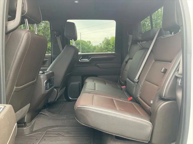 2024 GMC Sierra 2500HD 4WD Crew Cab Standard Bed Denali