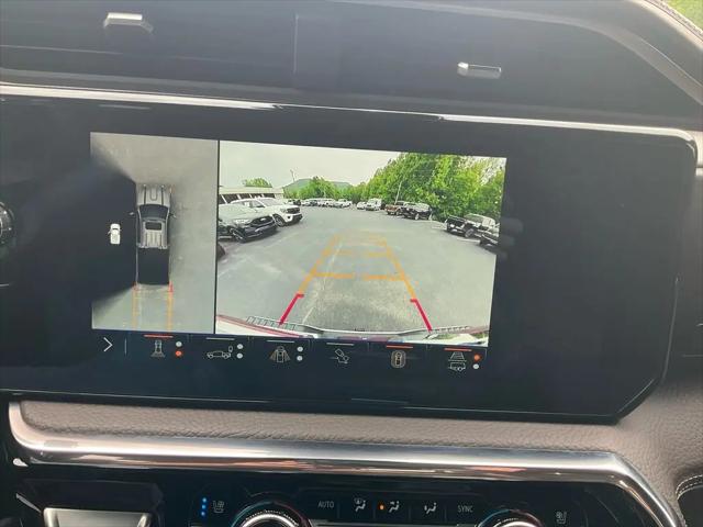 2024 GMC Sierra 2500HD 4WD Crew Cab Standard Bed Denali