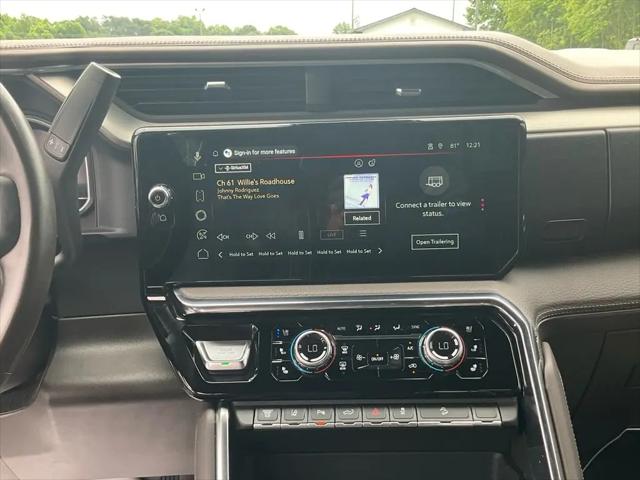 2024 GMC Sierra 2500HD 4WD Crew Cab Standard Bed Denali