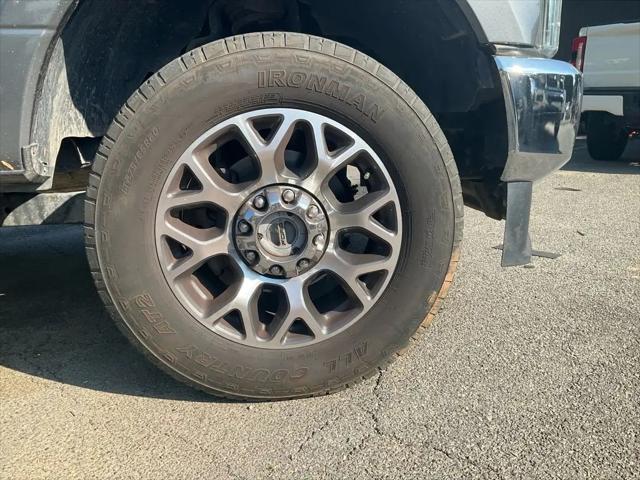 2022 Ford F-350 LARIAT