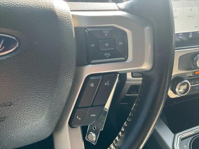 2022 Ford F-350 LARIAT