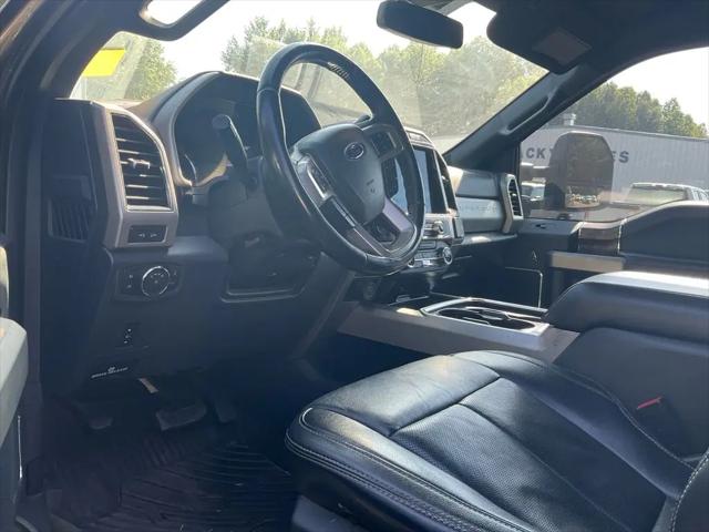 2022 Ford F-350 LARIAT