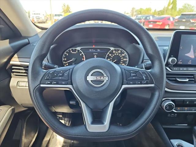 2024 Nissan Altima SV FWD
