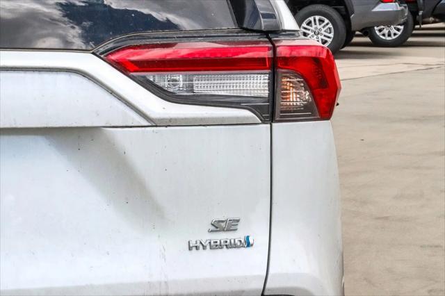 2024 Toyota RAV4 Hybrid SE