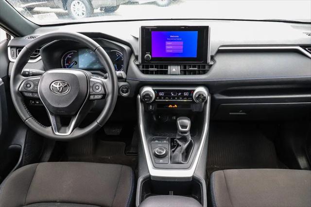 2024 Toyota RAV4 Hybrid SE