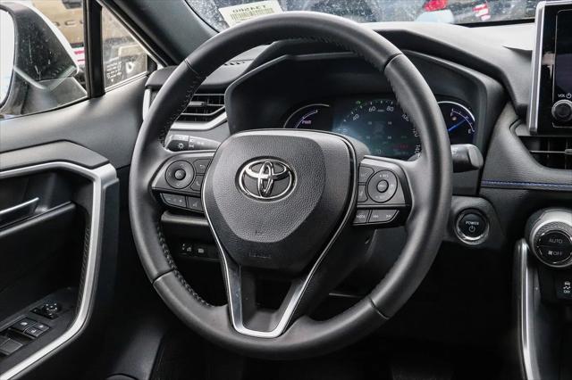 2024 Toyota RAV4 Hybrid SE