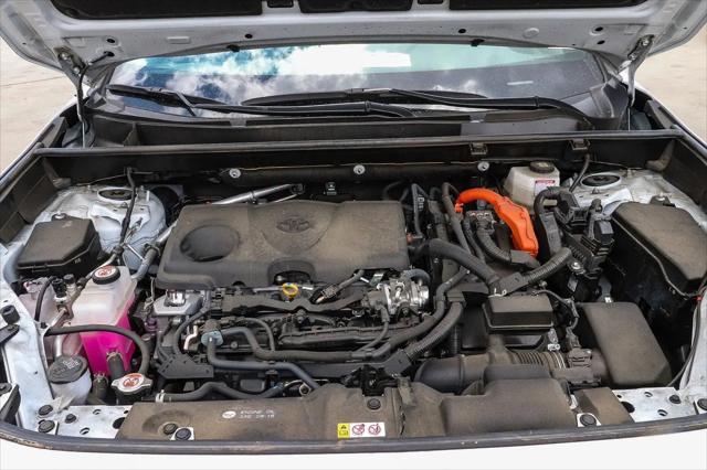 2024 Toyota RAV4 Hybrid SE