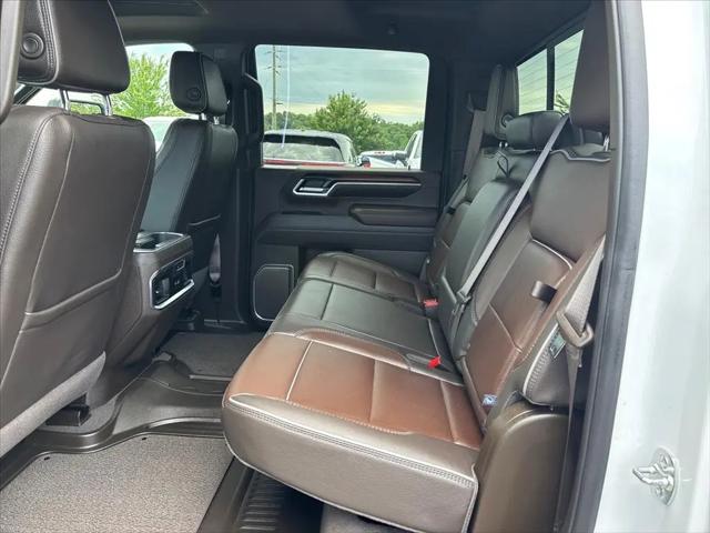 2025 GMC Sierra 2500HD 4WD Crew Cab Standard Bed Denali