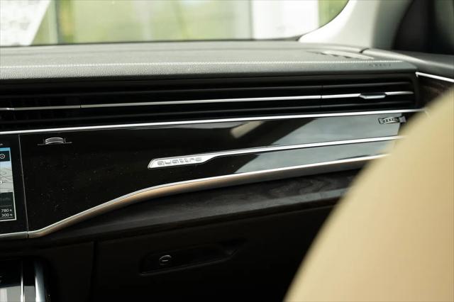 2023 Audi Q8 Premium Plus 55 TFSI quattro Tiptronic