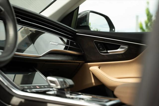 2023 Audi Q8 Premium Plus 55 TFSI quattro Tiptronic