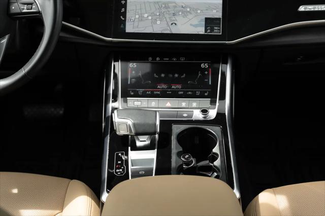 2023 Audi Q8 Premium Plus 55 TFSI quattro Tiptronic