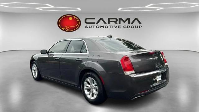 2015 Chrysler 300 Limited