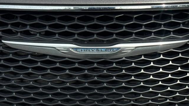 2015 Chrysler 300 Limited