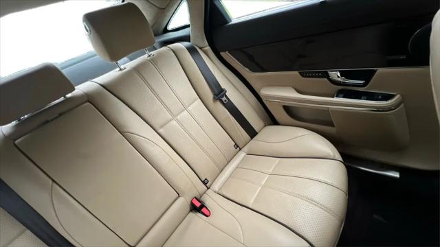 2013 Jaguar XJ XJL Portfolio