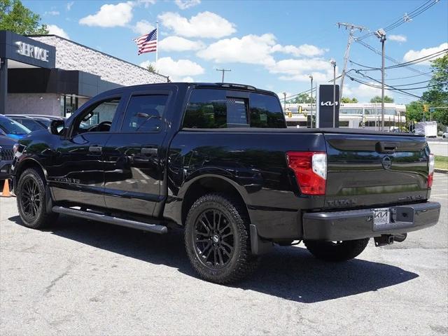 2018 Nissan Titan SV