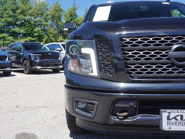 2018 Nissan Titan SV