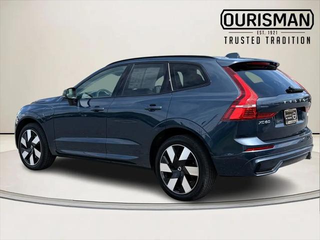 2024 Volvo XC60 Recharge T8 Ultimate Dark Theme