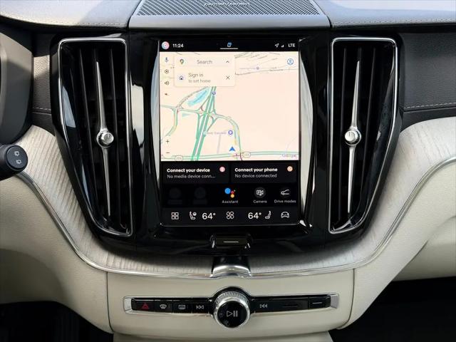 2024 Volvo XC60 Recharge T8 Ultimate Dark Theme