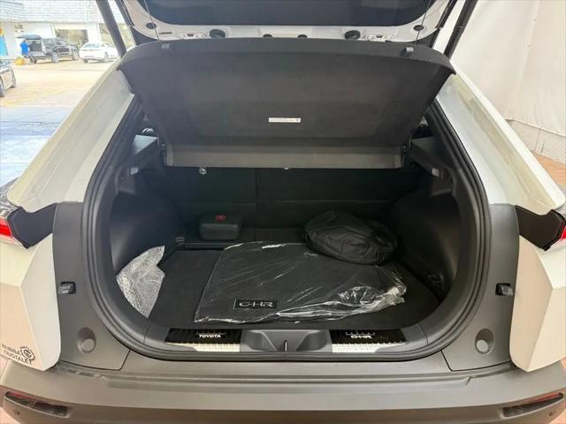 2026 Toyota C-HR SE