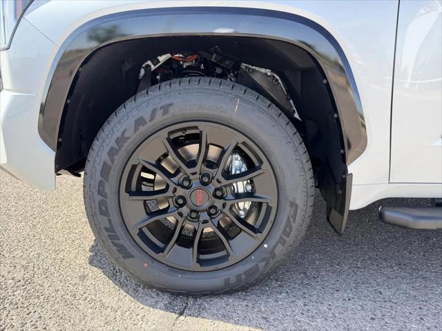 2026 Toyota Tundra Platinum Hybrid CrewMax 5.5' Bed