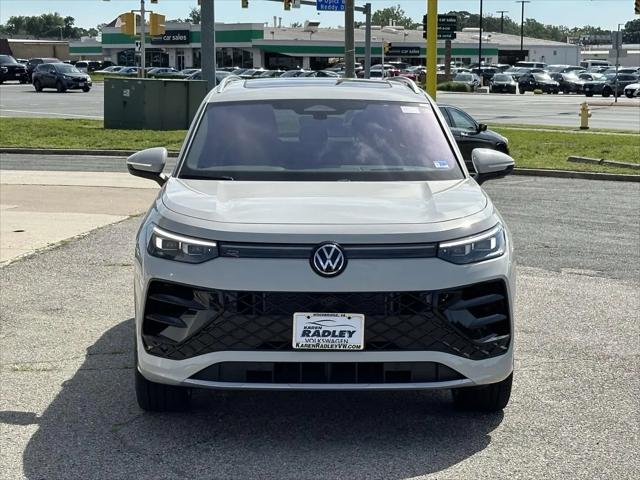 2026 Volkswagen Tiguan SEL R-Line Turbo