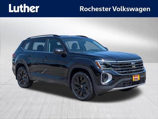 2026 Volkswagen Atlas SE with Technology for sale in Rochester, MN