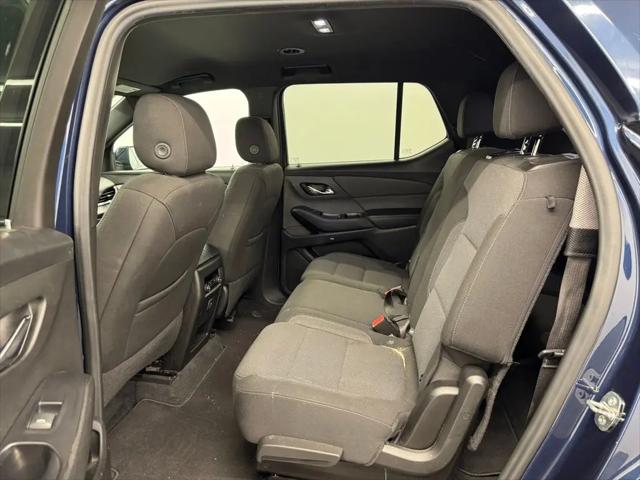 2022 Chevrolet Traverse FWD LT Cloth