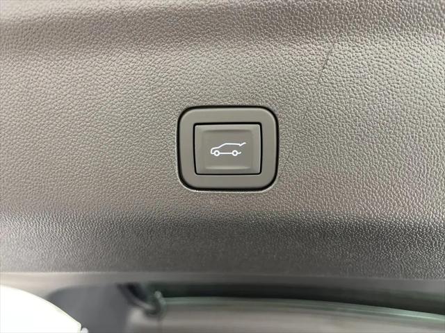 2026 GMC Yukon 4WD AT4