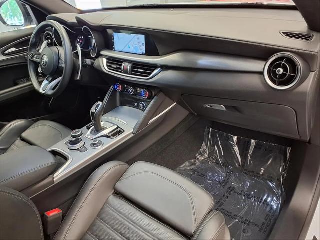 2023 Alfa Romeo Stelvio Veloce AWD