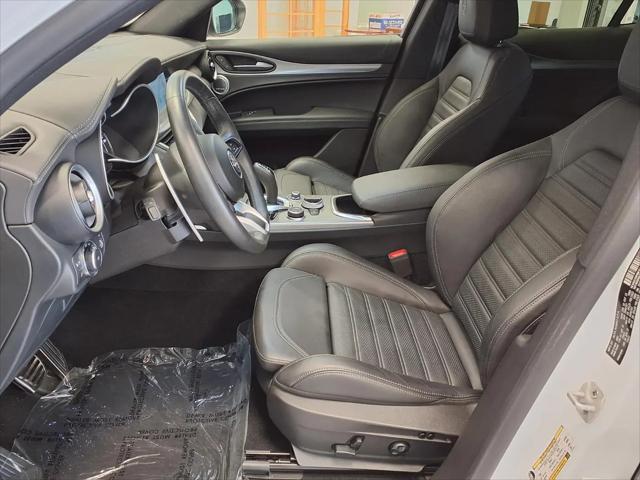 2023 Alfa Romeo Stelvio Veloce AWD