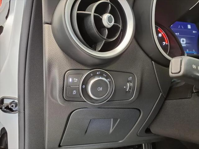 2023 Alfa Romeo Stelvio Veloce AWD