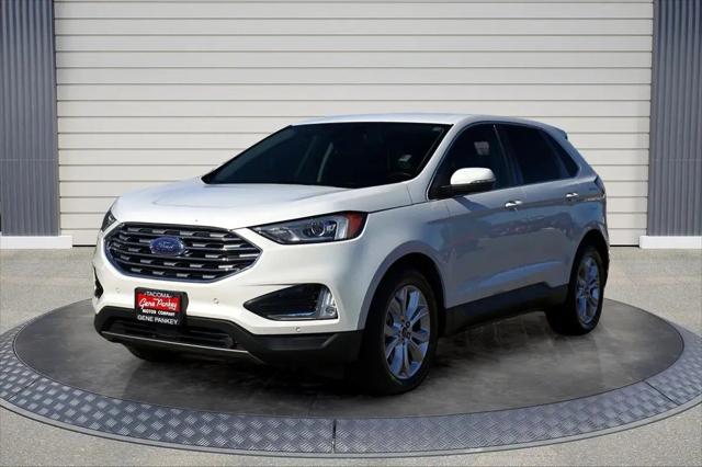 2022 Ford Edge Titanium